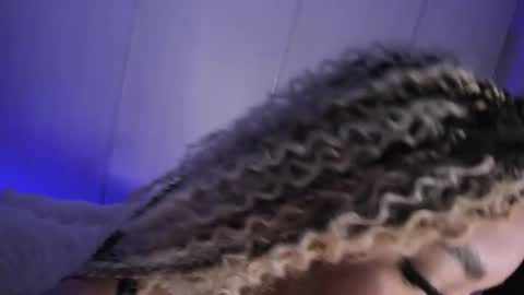 Sasha  online show from March 5, 8:15 pm