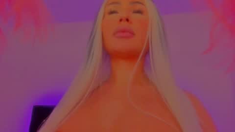   Sasha   online show from October 17, 3:21 am