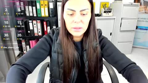 sassytiff online show from October 4, 11:27 am