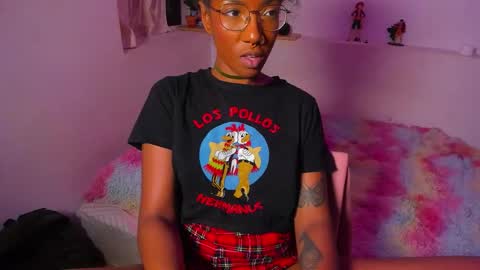 saturno_vibes online show from October 23, 9:04 am