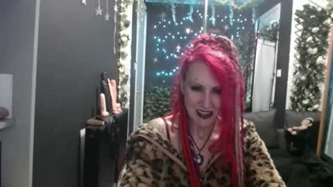 SaucySky online show from January 5, 9:51 pm