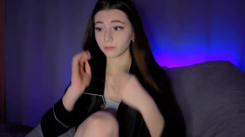 Sophie online show from May 4, 10:57 pm