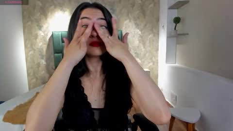 Saya Amaretto  online show from December 19, 10:35 pm