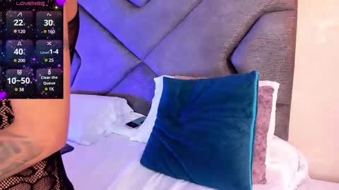 Scarlett online show from March 1, 8:31 pm