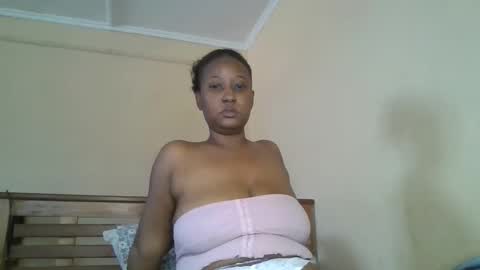 scarlet_25142359 online show from September 16, 9:17 am