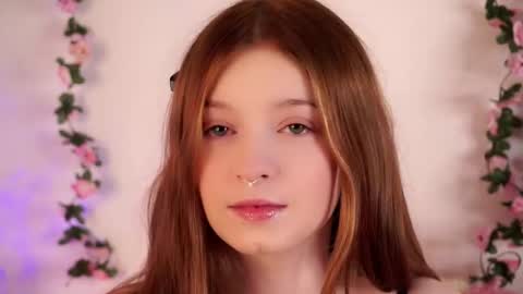 scarlet_fever10 online show from October 3, 9:14 am