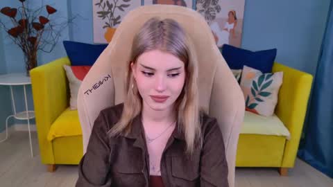 scarletblackwood online show from March 24, 5:02 am