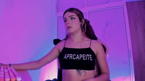 Scarlet online show from April 1, 11:33 am