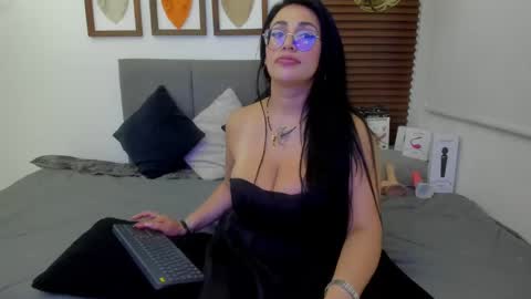 scarleth online show from February 10, 2:30 am