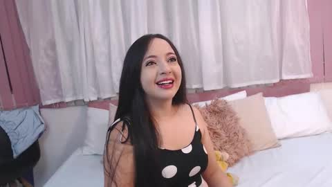 scarlet  online show from November 13, 11:31 am