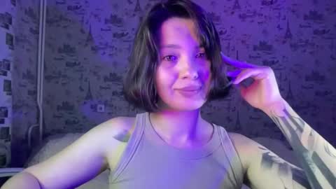 scarletpetal online show from October 17, 11:57 am