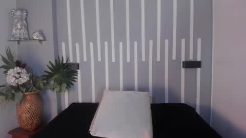 SCARLETT FOX  online show from March 16, 11:36 am