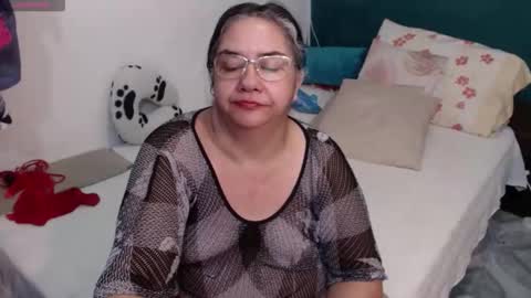 Scarlett  online show from April 11, 7:45 am