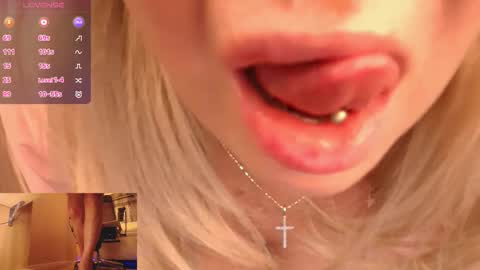 Scarlett online show from February 27, 8:47 am