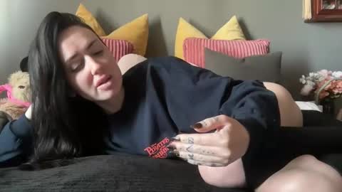 Ivy online show from January 7, 5:16 pm