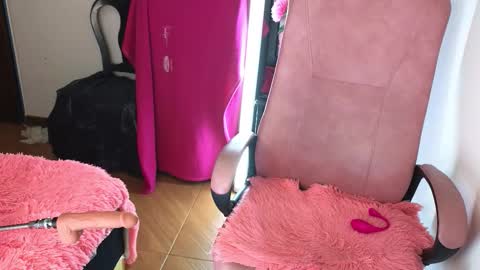 Scarlette online show from February 19, 7:35 pm