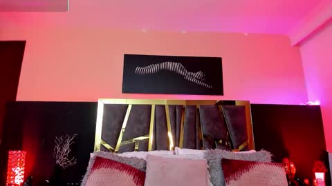 scarlettorres online show from December 1, 7:05 pm