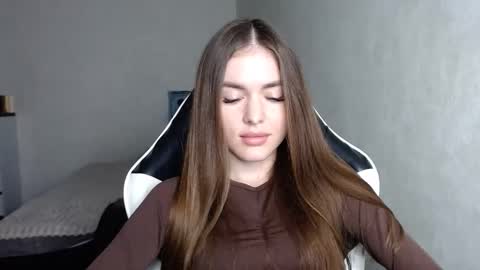 scratc_h online show from October 4, 4:22 pm