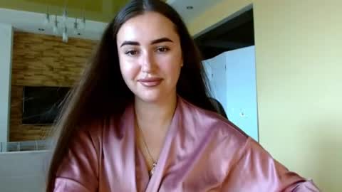 Elizabeth  online show from July 6, 7:13 am