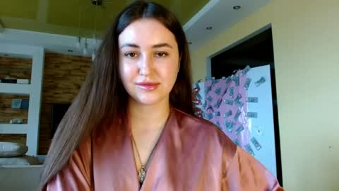 Elizabeth  online show from May 17, 7:29 am