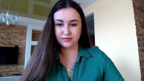 Elizabeth  online show from February 25, 10:48 am