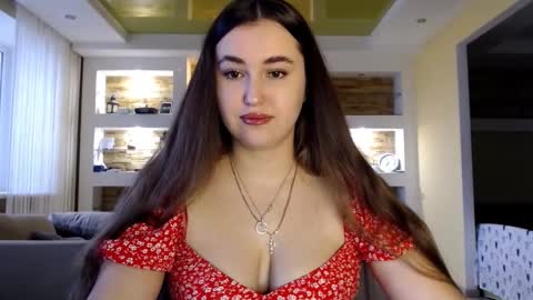 Elizabeth  online show from January 11, 8:22 am