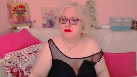 Alice online show from September 12, 6:59 pm