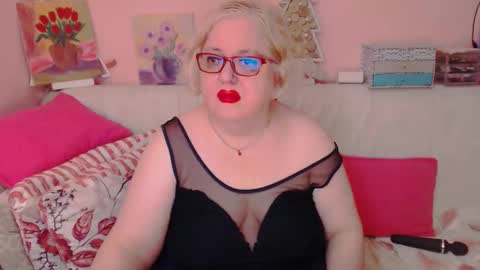 Alice online show from September 16, 7:44 pm