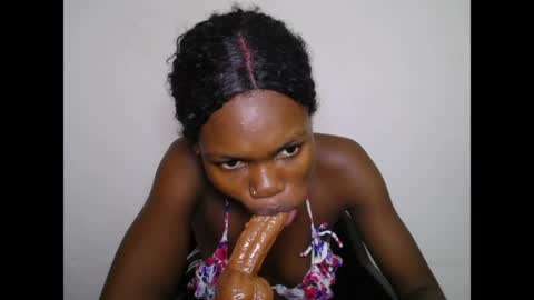 seductive_sugar247 online show from May 8, 6:05 am