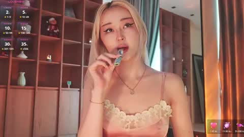 Chia online show from March 19, 2:49 am