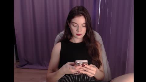 Emily online show from September 27, 8:43 am