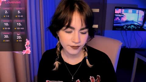 selectrra online show from December 19, 3:52 pm