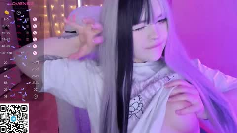 Selena  online show from March 9, 6:16 am