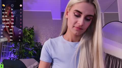 Selena online show from September 22, 3:38 am