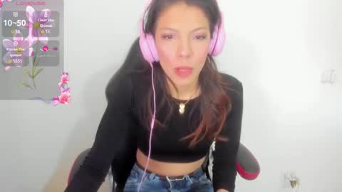 Selena online show from March 3, 5:08 pm