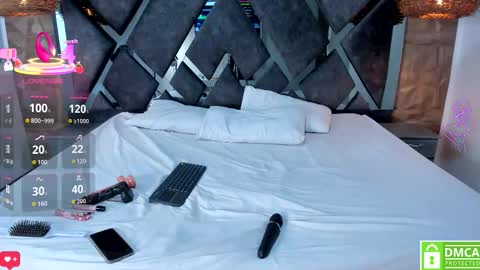 selene__lopez_ online show from December 19, 9:07 pm