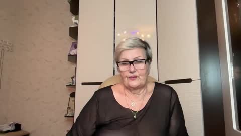 Selenna online show from March 12, 8:22 pm