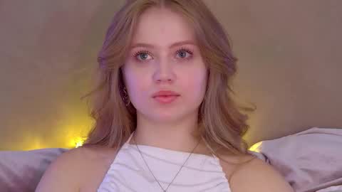 SelinSwarovski online show from September 20, 6:28 pm