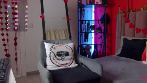 Nicole online show from February 25, 2:10 am