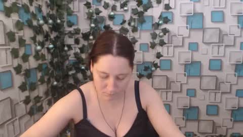 Sellavix online show from January 19, 8:30 pm