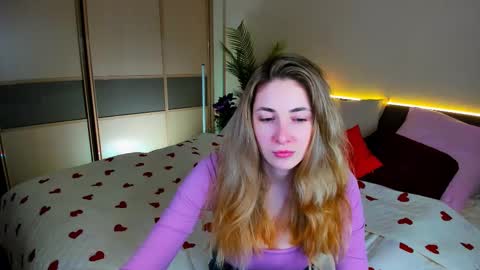 sensitiveheartt online show from March 15, 7:27 pm