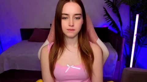 Emily  online show from April 6, 4:46 am