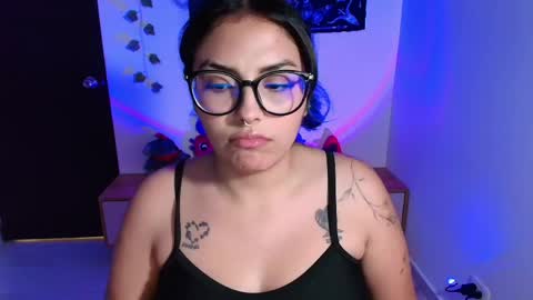 Camille and sophie online show from May 17, 12:43 am