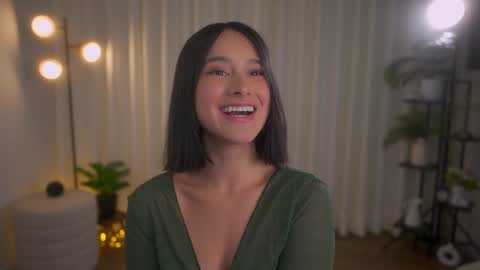 Maria- OF sensual bee online show from January 5, 1:35 am