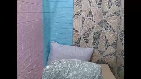 SensuousLips online show from September 13, 1:46 am