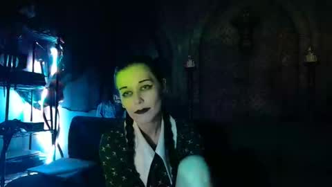 Seraphin Munster online show from September 12, 10:50 pm