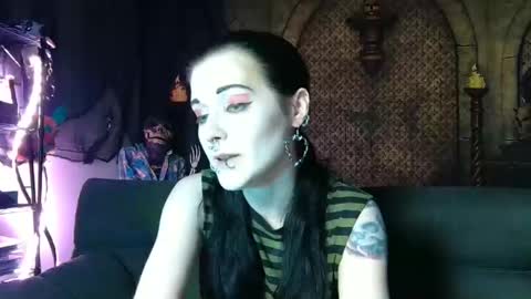 Seraphin Munster online show from October 3, 11:10 pm