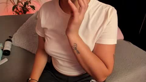 Serenity online show from September 24, 1:59 am