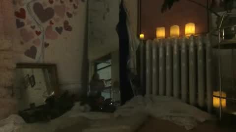 seturselfonfyre online show from February 23, 4:13 am