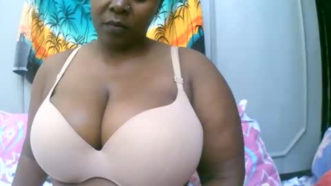 sexxi_ebony online show from February 2, 8:57 am